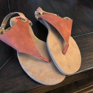 AEROSOLES Suede Thong Sandals